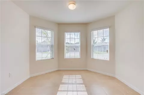 661 Hadley Pl E, Naples, FL 34104 photo 11