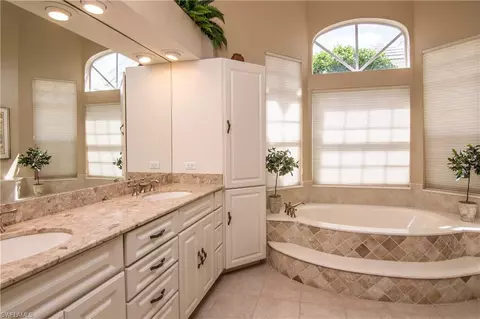 15287 Devon Green Ln, Naples, FL 34110 photo 17