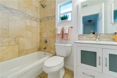 2310 Robin Dr, Naples, FL 34117 photo 15