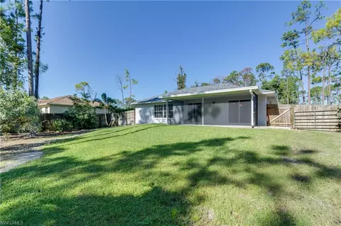 2310 Robin Dr, Naples, FL 34117 photo 8