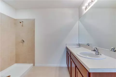 642 Wickham St, Naples, FL 34104 photo 21