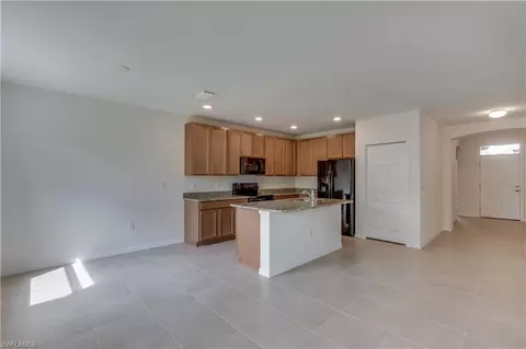 664 Hadley Pl E, Naples, FL 34104 photo 6