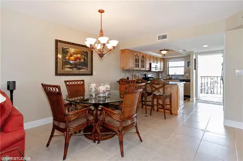271 Southbay Dr #251, Naples, FL 34108 photo 15