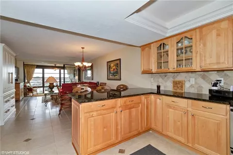 271 Southbay Dr #251, Naples, FL 34108 photo 12