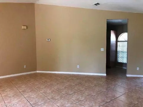 3606 Kent Dr, Naples, FL 34112 photo 4