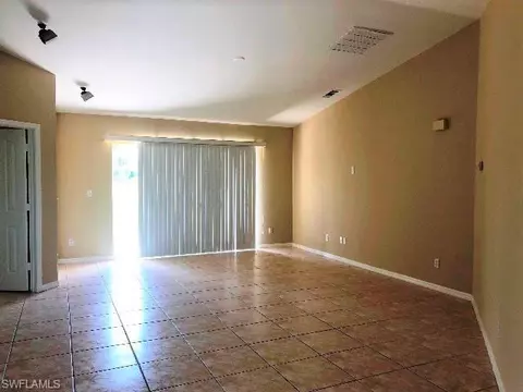 3606 Kent Dr, Naples, FL 34112 photo 3
