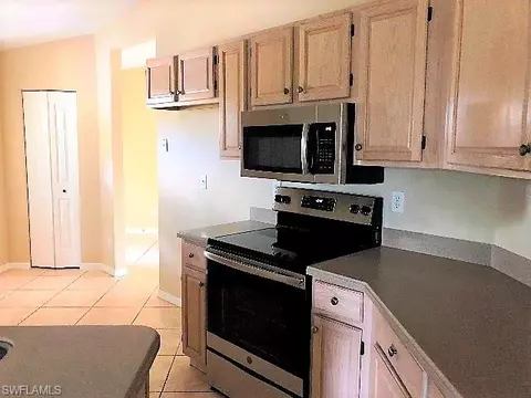 3606 Kent Dr, Naples, FL 34112 photo 8