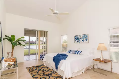 2266 Queens Way, Naples, FL 34112 photo 8