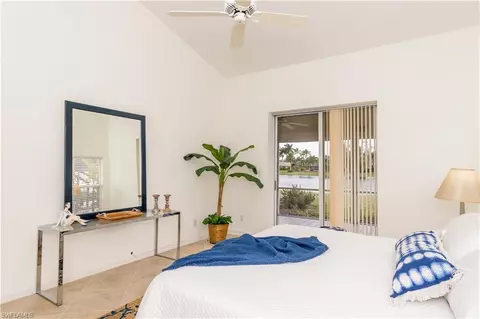 2266 Queens Way, Naples, FL 34112 photo 9