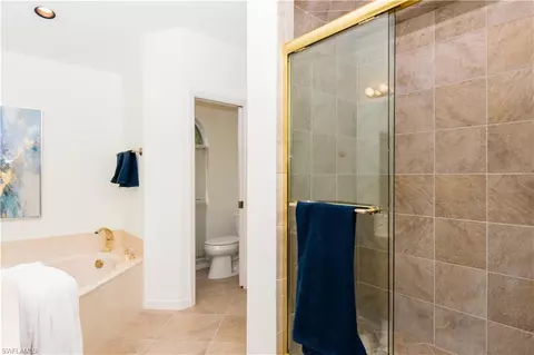 2266 Queens Way, Naples, FL 34112 photo 11