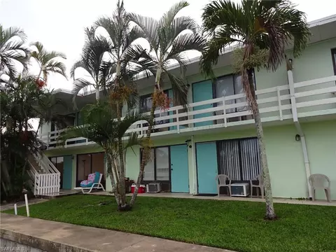 360 Capri Blvd #105, Naples, FL 34113 photo 22