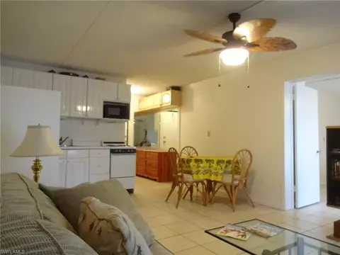360 Capri Blvd #105, Naples, FL 34113 photo 8
