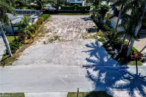 2195 Snook Dr, Naples, FL 34102 photo 6