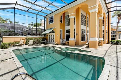 15303 Devon Green Ln, Naples, FL 34110 photo 2