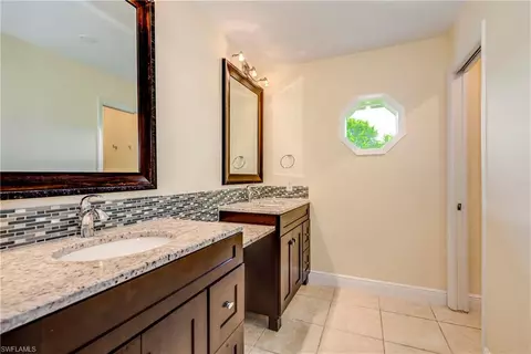 830 Nottingham Dr, Naples, FL 34109 photo 12