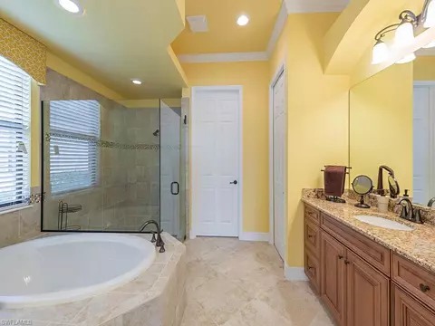 10102 Biscayne Bay Ln, Naples, FL 34120 photo 8