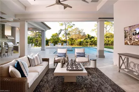 655 West St, Naples, FL 34108 photo 3
