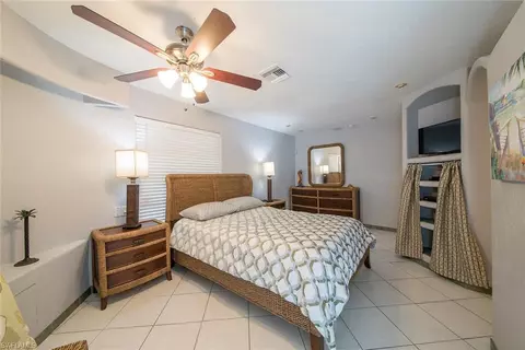 45 Esther St, Naples, FL 34104 photo 6