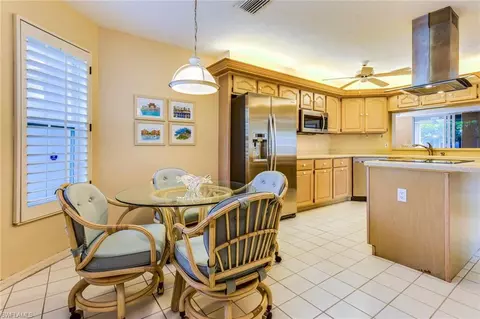 166 Via Perignon, Naples, FL 34119 photo 6