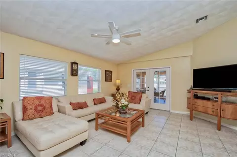 727 100th Ave N, Naples, FL 34108 photo 9