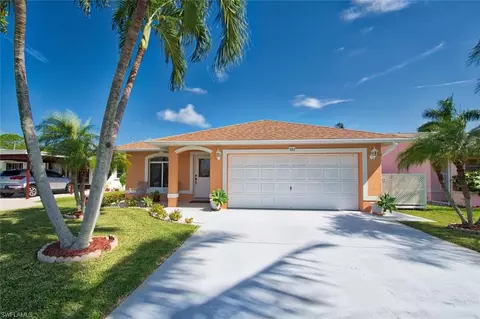 727 100th Ave N, Naples, FL 34108 photo 1