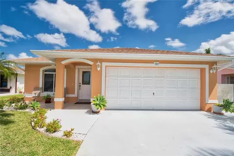 727 100th Ave N, Naples, FL 34108 photo 2