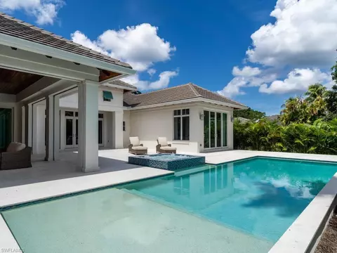 3156 Crayton Rd, Naples, FL 34103 photo 6