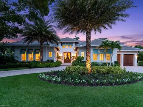 3156 Crayton Rd, Naples, FL 34103 photo 1