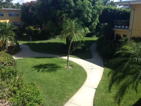 209 8th Ave S #209 B, Naples, FL 34102 photo 10