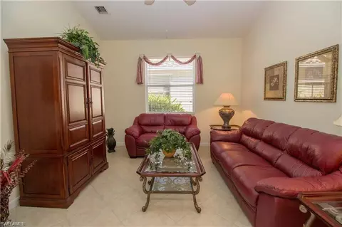 9025 Springview Loop, Estero, FL 33928 photo 8