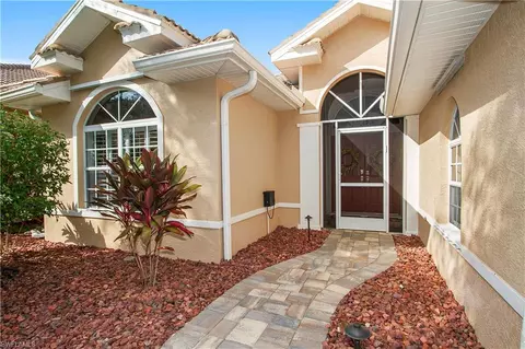 4269 Hampton Ln, Naples, FL 34119 photo 2