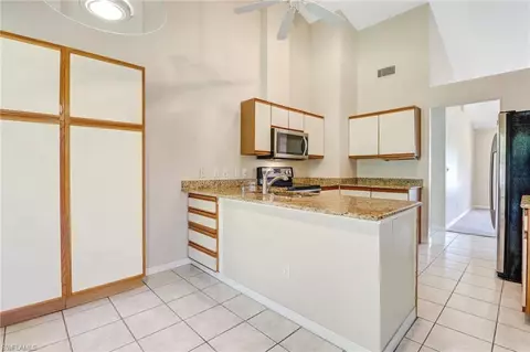 4560 E Alhambra Cir, Naples, FL 34103 photo 9