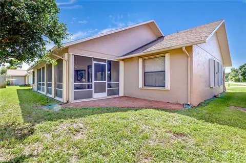 4560 E Alhambra Cir, Naples, FL 34103 photo 22