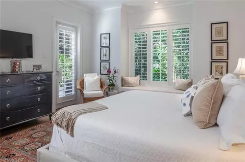 61 5th St N, Naples, FL 34102 photo 16