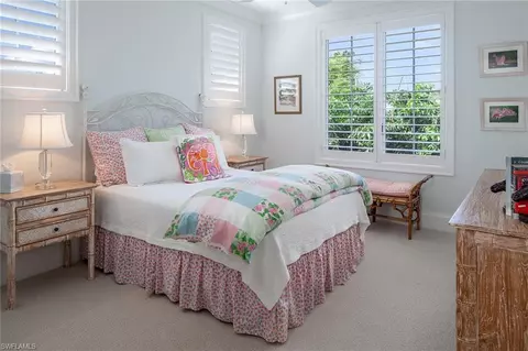 61 5th St N, Naples, FL 34102 photo 23