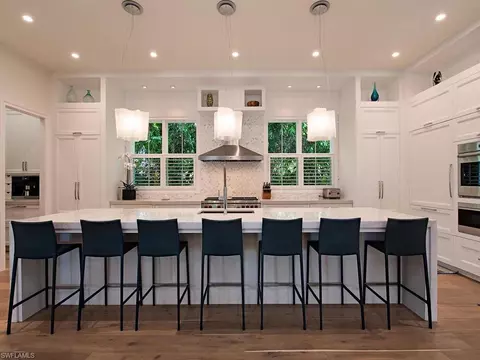 215 3rd Ave N, Naples, FL 34102 photo 7