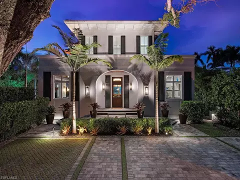 215 3rd Ave N, Naples, FL 34102 photo 3