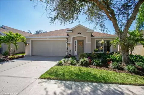 78 Burnt Pine Dr, Naples, FL 34119 photo 1