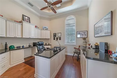 11911 Hedgestone Ct, Naples, FL 34120 photo 18