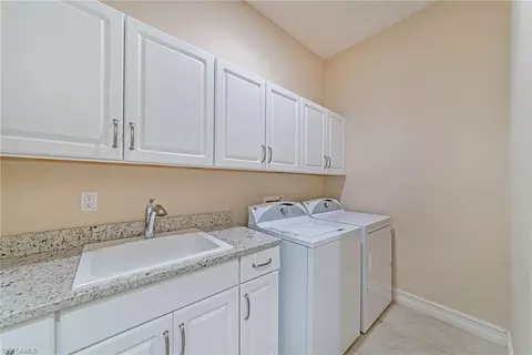 11911 Hedgestone Ct, Naples, FL 34120 photo 19