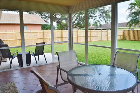 3280 Valencia Dr, Naples, FL 34120 photo 11