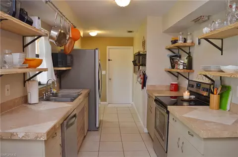 3280 Valencia Dr, Naples, FL 34120 photo 5