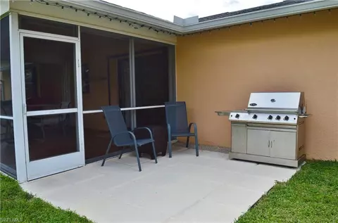 3280 Valencia Dr, Naples, FL 34120 photo 12