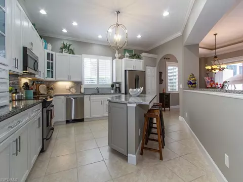 345 Steerforth Ct, Naples, FL 34110 photo 6