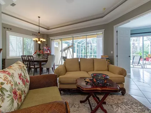 345 Steerforth Ct, Naples, FL 34110 photo 4