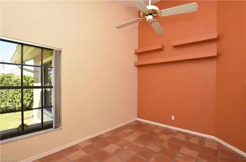 5347 Myrtle Ln, Naples, FL 34113 photo 4
