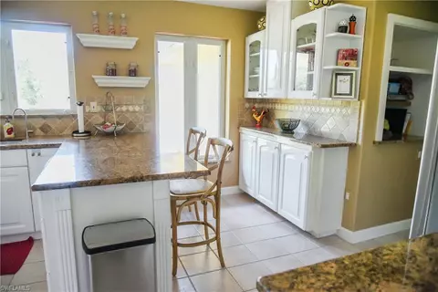 6100 Cedar Tree Ln, Naples, FL 34116 photo 11