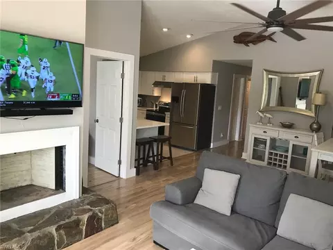 759 Glendale Ave, Naples, FL 34110 photo 5