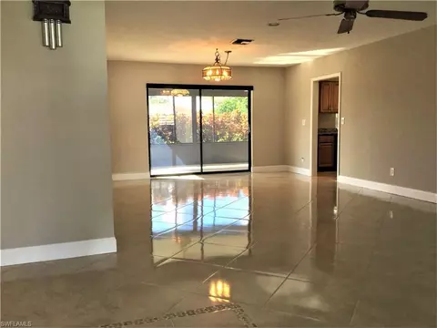 115 Marseille Dr, Naples, FL 34112 photo 5