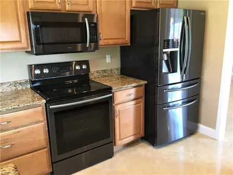 115 Marseille Dr, Naples, FL 34112 photo 10